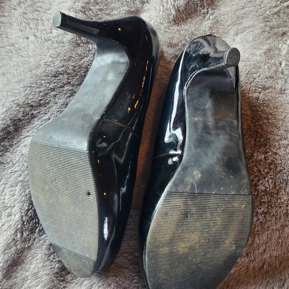 Platform heels - Picture 3 of 3